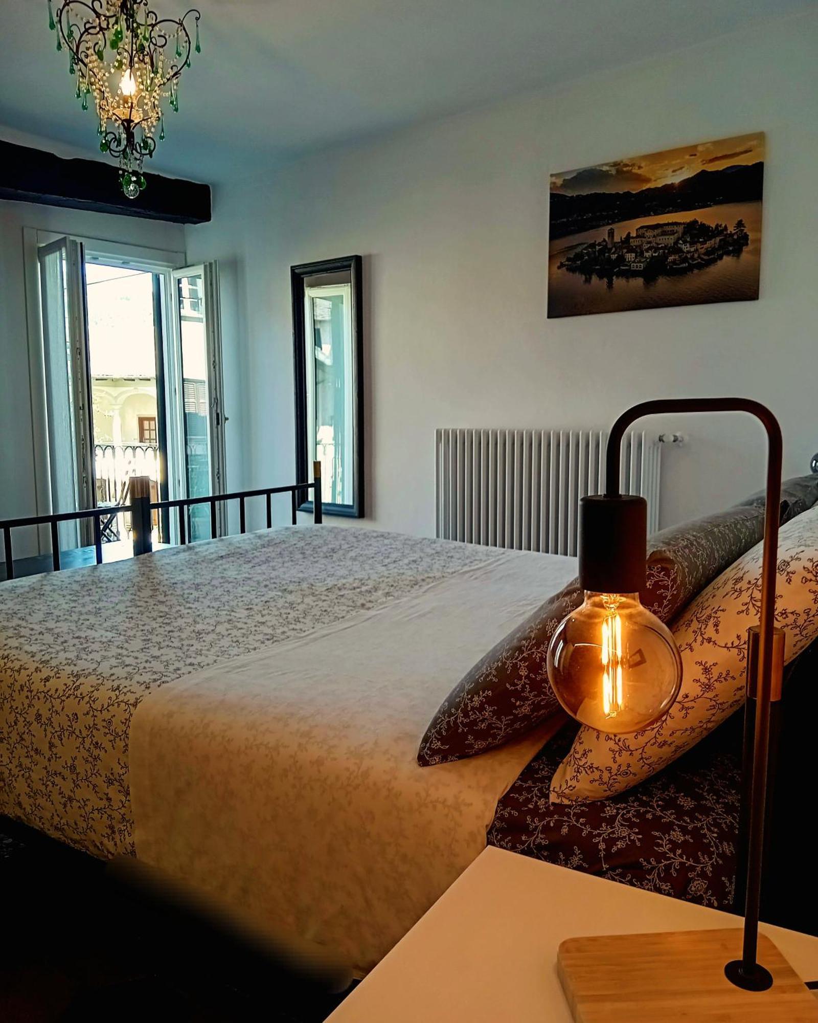 Casa Longhi Apartment ออร์ตาซันจูลิโอ ภายนอก รูปภาพ