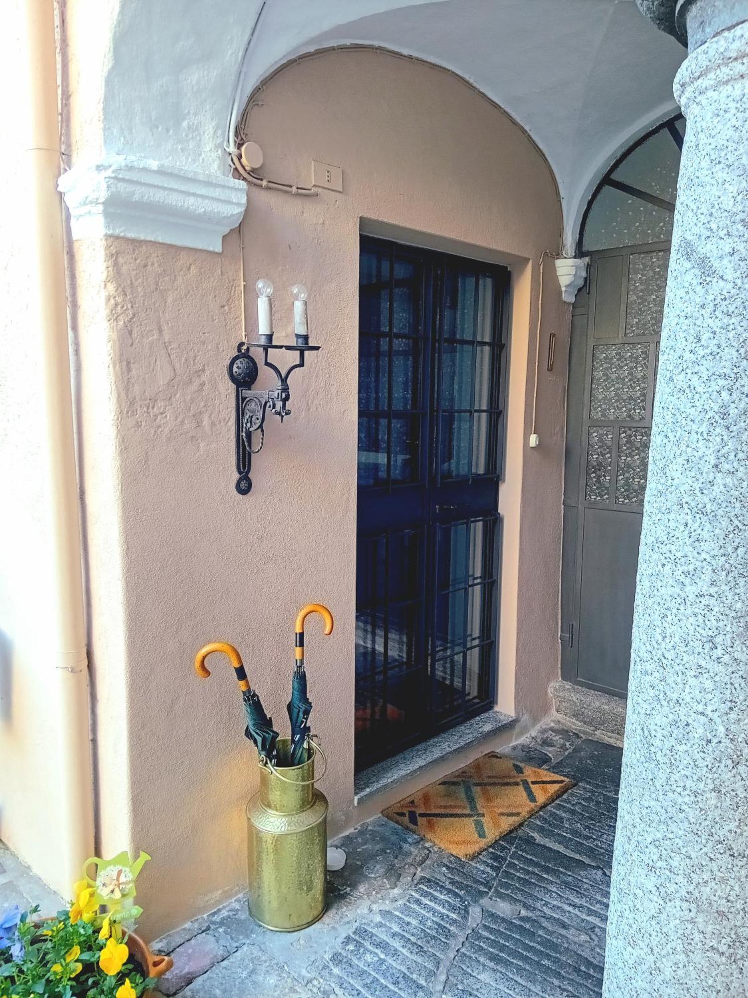 Casa Longhi Apartment ออร์ตาซันจูลิโอ ภายนอก รูปภาพ